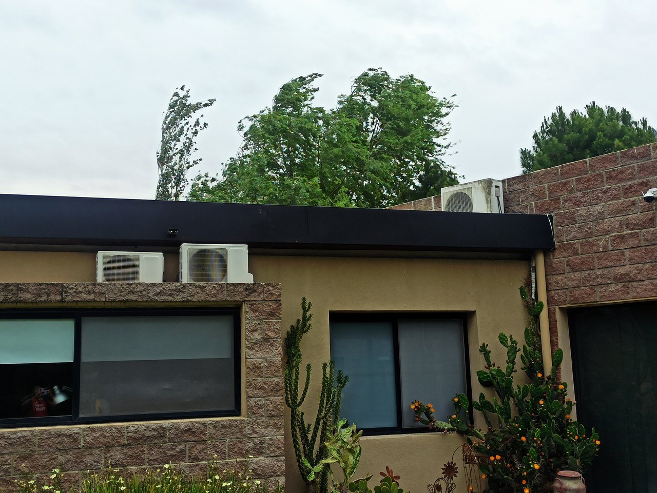 Frente · Piedra y revoque, trabajo de GM Construcciones